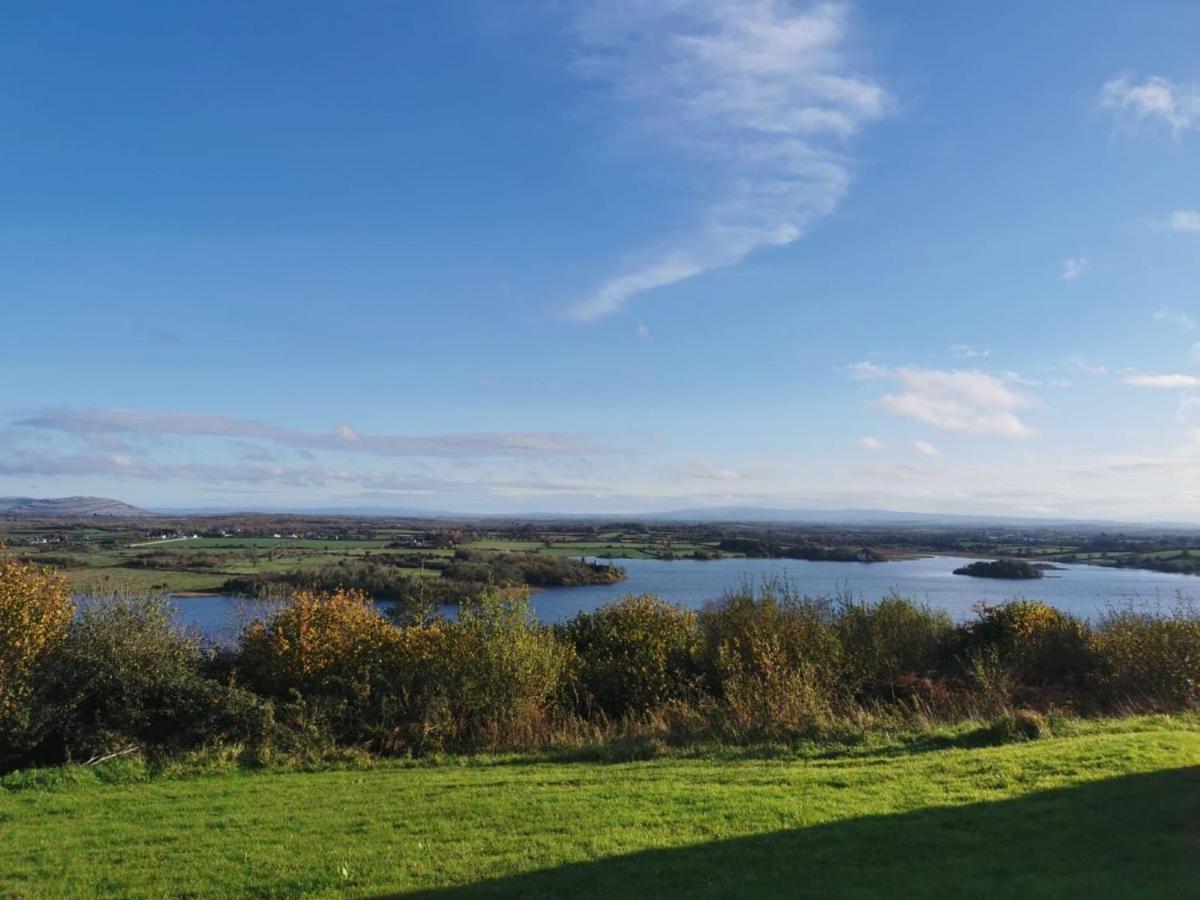 Corofin Lake Cottages Buitenkant foto